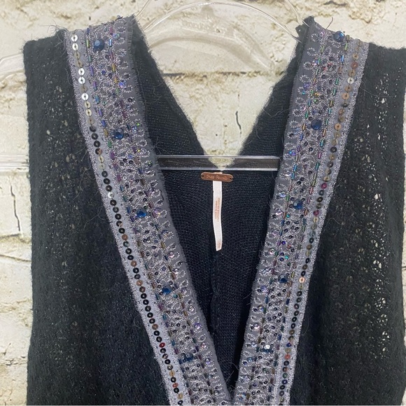 Free People Sequined Knit Sleeveless Wool Blend Sweater Boho Fairy Whimsigoth - Picture 2 of 5